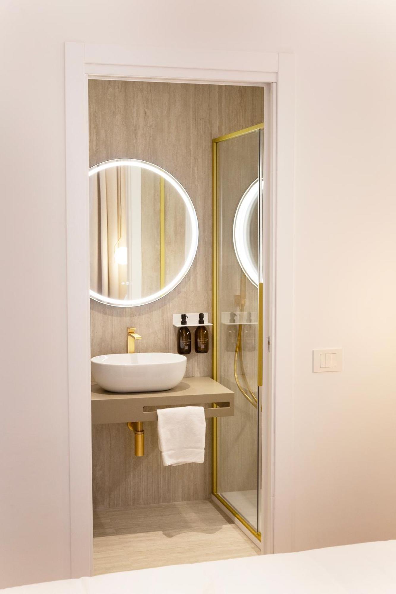 Gasthof 56 Orange Street Luxury *