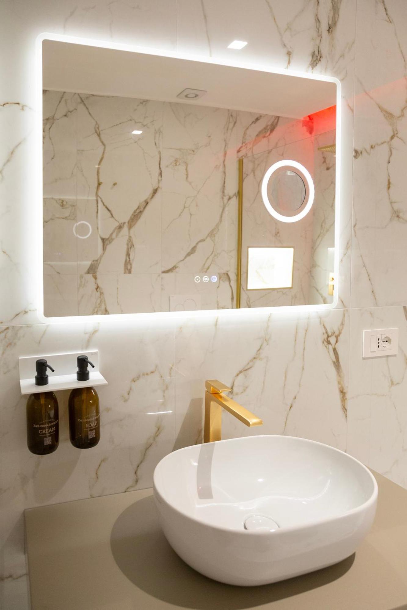 Gasthof 56 Orange Street Luxury *